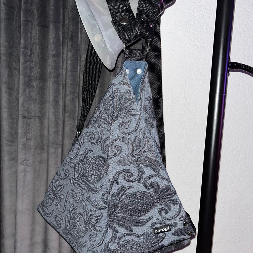 Carogi Pineapple Pattern Adjustable Backpack Bag - image 6